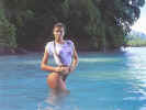 np-stephanie_seymour18_800.jpg (111106 bytes)